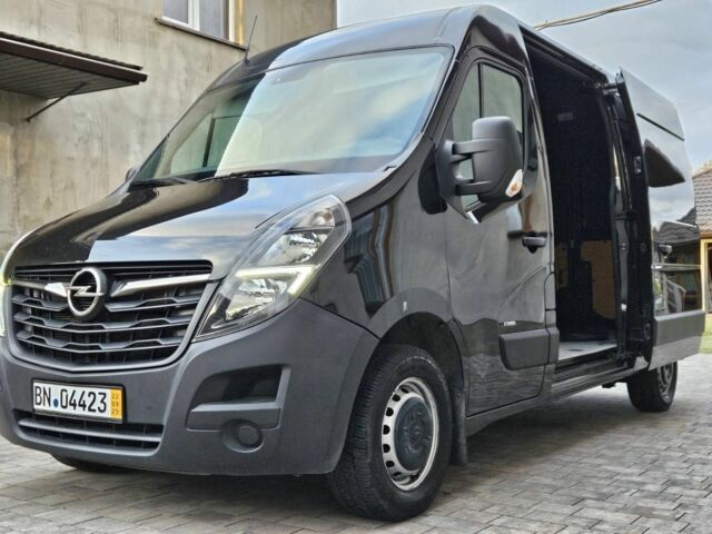 Черный Опель Movano, объемом двигателя 2 л и пробегом 260 тыс. км за 18700 $, фото 4 на Automoto.ua