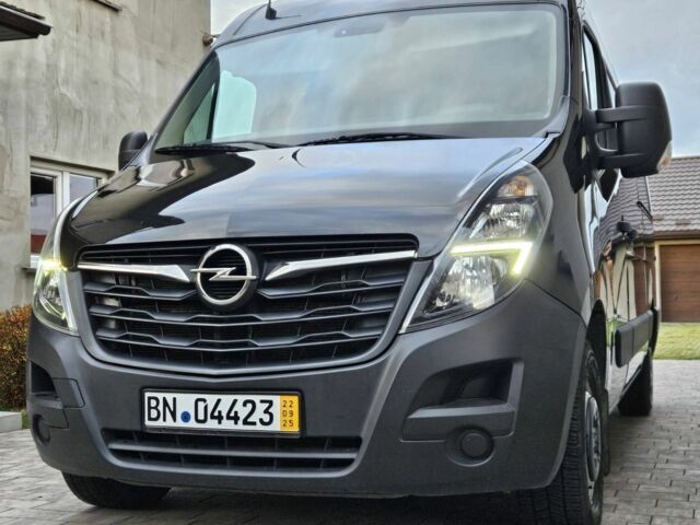 Черный Опель Movano, объемом двигателя 2 л и пробегом 260 тыс. км за 18700 $, фото 2 на Automoto.ua