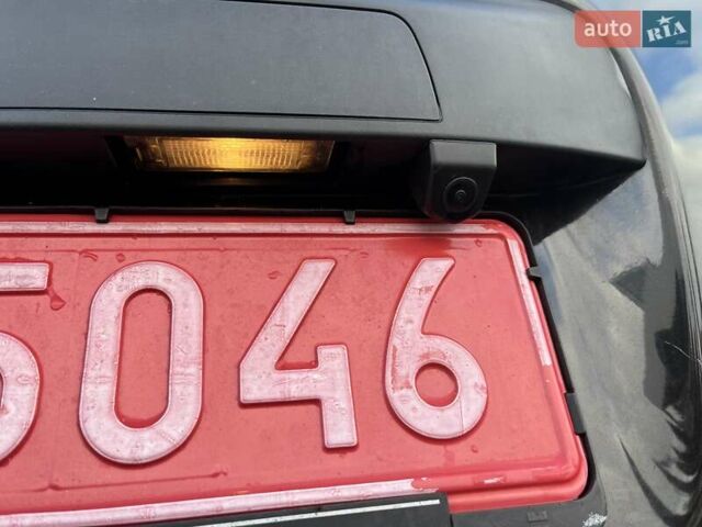Чорний Опель Movano, об'ємом двигуна 2.3 л та пробігом 215 тис. км за 18508 $, фото 17 на Automoto.ua