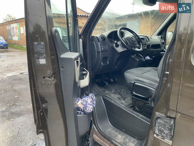 Коричневый Опель Movano, объемом двигателя 2.3 л и пробегом 270 тыс. км за 8500 $, фото 9 на Automoto.ua