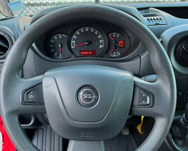 Красный Опель Movano, объемом двигателя 2.3 л и пробегом 297 тыс. км за 19500 $, фото 18 на Automoto.ua