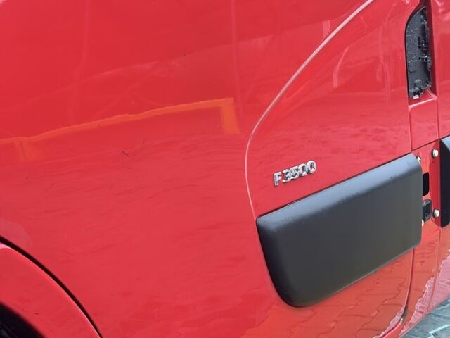 Красный Опель Movano, объемом двигателя 2.3 л и пробегом 358 тыс. км за 11000 $, фото 3 на Automoto.ua