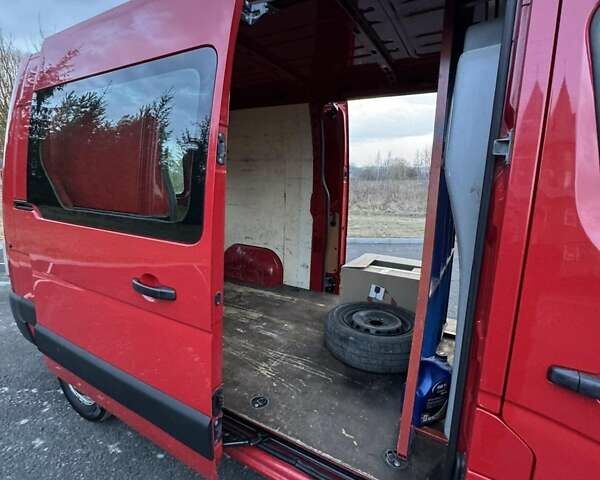 Красный Опель Movano, объемом двигателя 2.3 л и пробегом 300 тыс. км за 11000 $, фото 7 на Automoto.ua