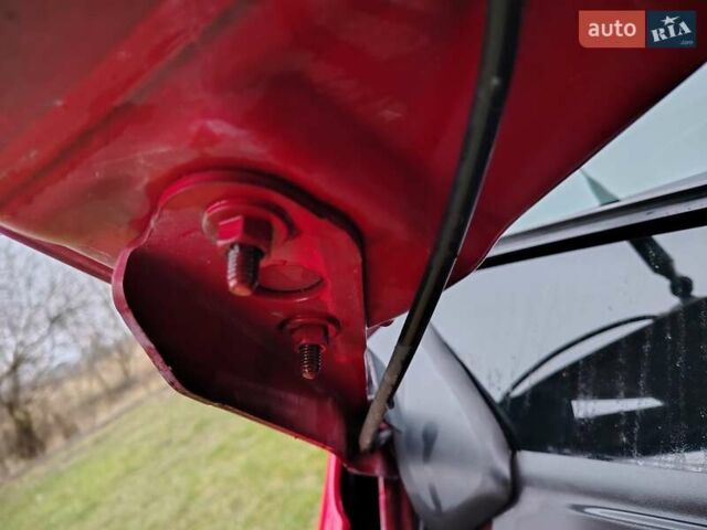 Красный Опель Movano, объемом двигателя 2.3 л и пробегом 337 тыс. км за 16900 $, фото 73 на Automoto.ua