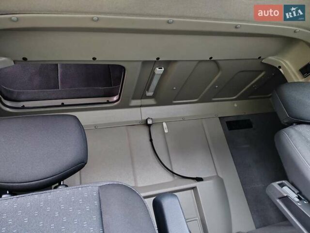 Красный Опель Movano, объемом двигателя 2.3 л и пробегом 337 тыс. км за 16900 $, фото 67 на Automoto.ua