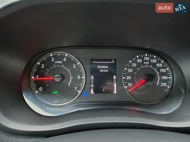 Красный Опель Movano, объемом двигателя 2.3 л и пробегом 337 тыс. км за 16900 $, фото 57 на Automoto.ua