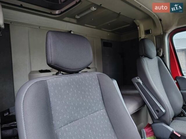 Красный Опель Movano, объемом двигателя 2.3 л и пробегом 337 тыс. км за 16900 $, фото 66 на Automoto.ua