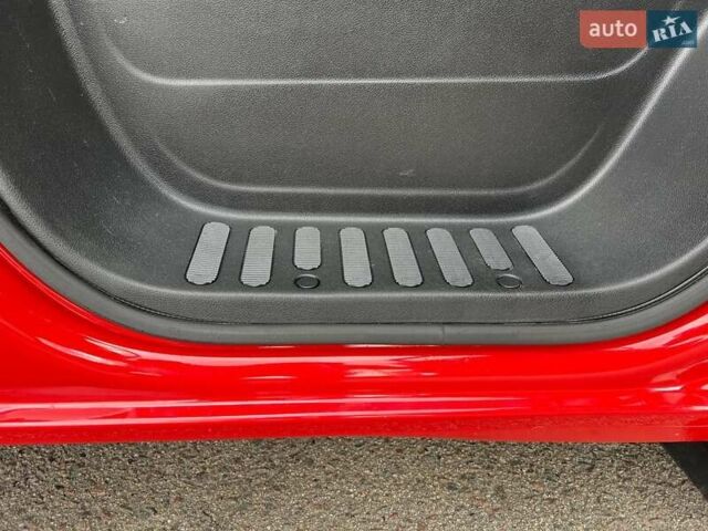 Красный Опель Movano, объемом двигателя 2.3 л и пробегом 339 тыс. км за 20500 $, фото 101 на Automoto.ua