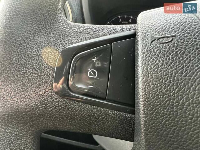 Красный Опель Movano, объемом двигателя 2.3 л и пробегом 339 тыс. км за 20500 $, фото 92 на Automoto.ua