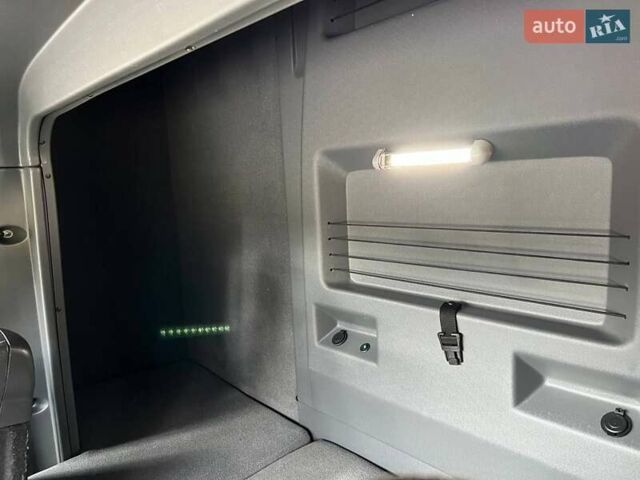 Красный Опель Movano, объемом двигателя 2.3 л и пробегом 339 тыс. км за 20500 $, фото 105 на Automoto.ua