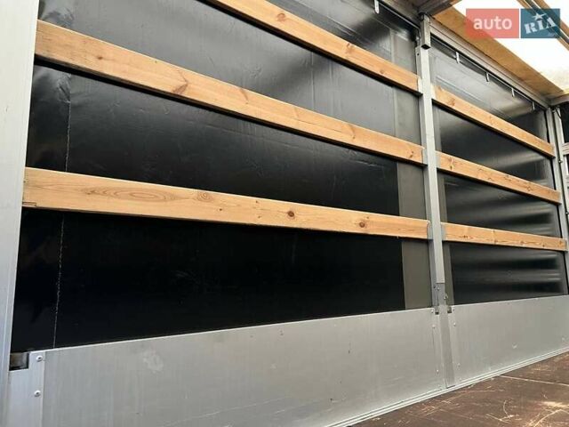 Красный Опель Movano, объемом двигателя 2.3 л и пробегом 339 тыс. км за 20500 $, фото 81 на Automoto.ua