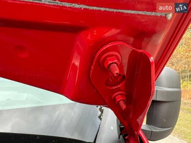 Красный Опель Movano, объемом двигателя 2.3 л и пробегом 339 тыс. км за 20500 $, фото 121 на Automoto.ua