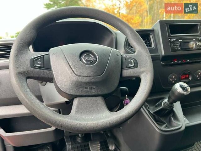 Красный Опель Movano, объемом двигателя 2.3 л и пробегом 339 тыс. км за 20500 $, фото 88 на Automoto.ua