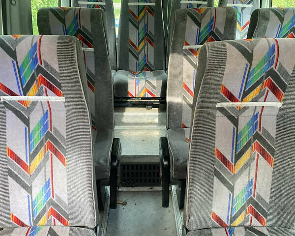 Красный Опель Movano, объемом двигателя 2.8 л и пробегом 280 тыс. км за 3500 $, фото 5 на Automoto.ua