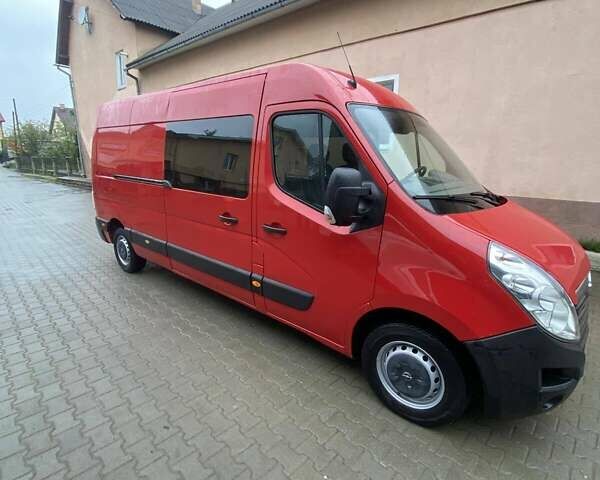 Красный Опель Movano, объемом двигателя 2.3 л и пробегом 550 тыс. км за 15690 $, фото 2 на Automoto.ua