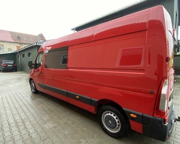 Красный Опель Movano, объемом двигателя 2.3 л и пробегом 550 тыс. км за 15690 $, фото 3 на Automoto.ua