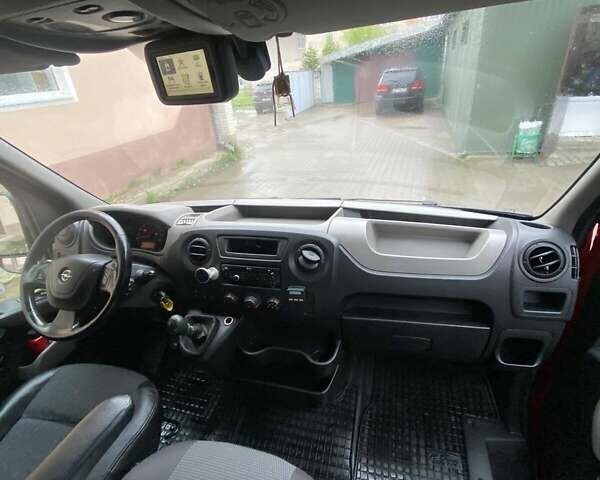 Красный Опель Movano, объемом двигателя 2.3 л и пробегом 550 тыс. км за 15690 $, фото 7 на Automoto.ua