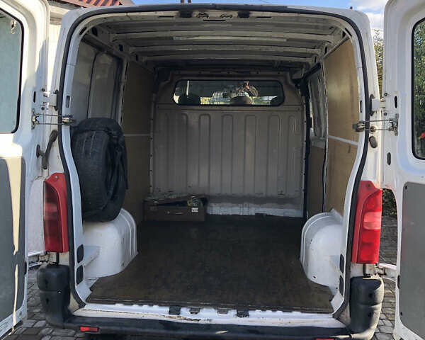 Опель Movano, объемом двигателя 1.9 л и пробегом 380 тыс. км за 2999 $, фото 2 на Automoto.ua