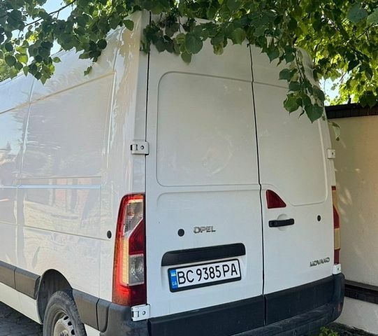 Опель Movano, объемом двигателя 2.3 л и пробегом 305 тыс. км за 9000 $, фото 2 на Automoto.ua