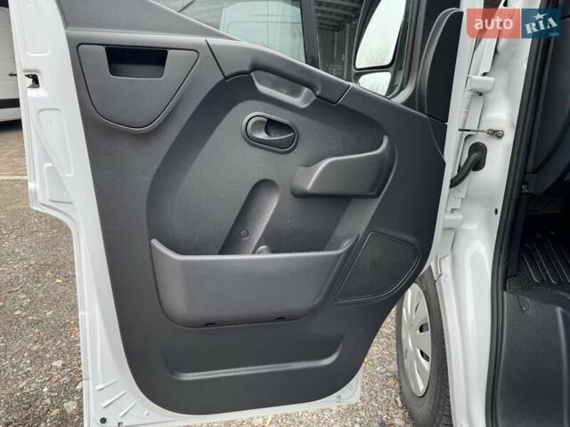 Опель Movano, об'ємом двигуна 2.3 л та пробігом 242 тис. км за 18700 $, фото 23 на Automoto.ua