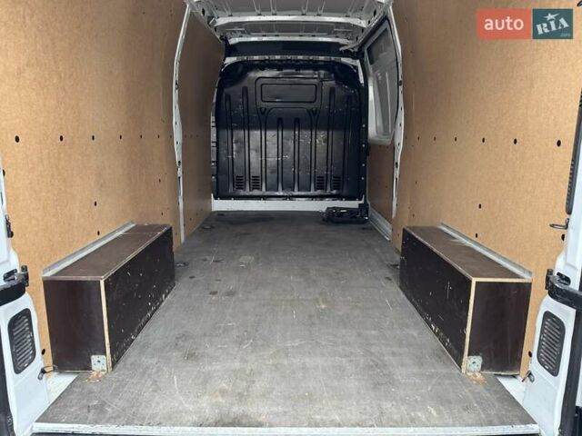 Опель Movano, об'ємом двигуна 2.3 л та пробігом 242 тис. км за 18700 $, фото 19 на Automoto.ua