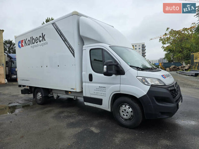Опель Movano, объемом двигателя 2.2 л и пробегом 230 тыс. км за 25999 $, фото 2 на Automoto.ua