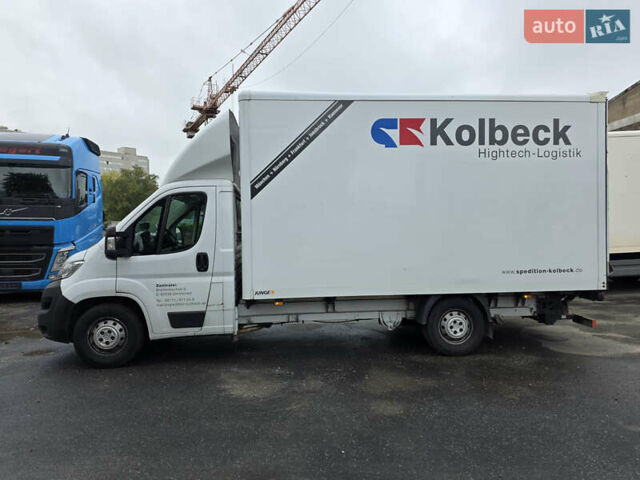 Опель Movano, объемом двигателя 2.2 л и пробегом 230 тыс. км за 25999 $, фото 4 на Automoto.ua