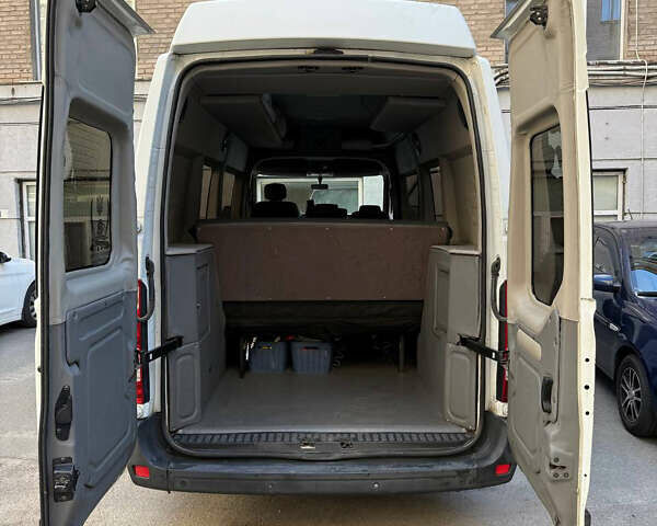 Опель Movano, объемом двигателя 2.3 л и пробегом 350 тыс. км за 16000 $, фото 28 на Automoto.ua