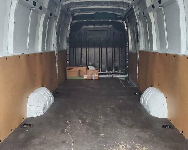 Опель Movano, объемом двигателя 2.3 л и пробегом 282 тыс. км за 16000 $, фото 4 на Automoto.ua
