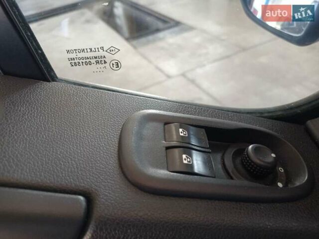 Опель Movano, объемом двигателя 2.3 л и пробегом 228 тыс. км за 15900 $, фото 31 на Automoto.ua
