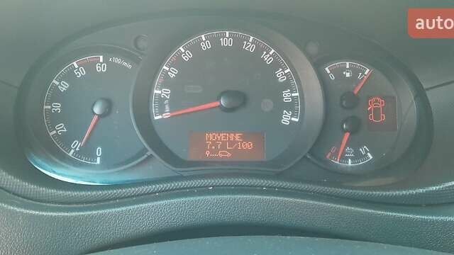 Опель Movano, об'ємом двигуна 0 л та пробігом 265 тис. км за 17800 $, фото 7 на Automoto.ua