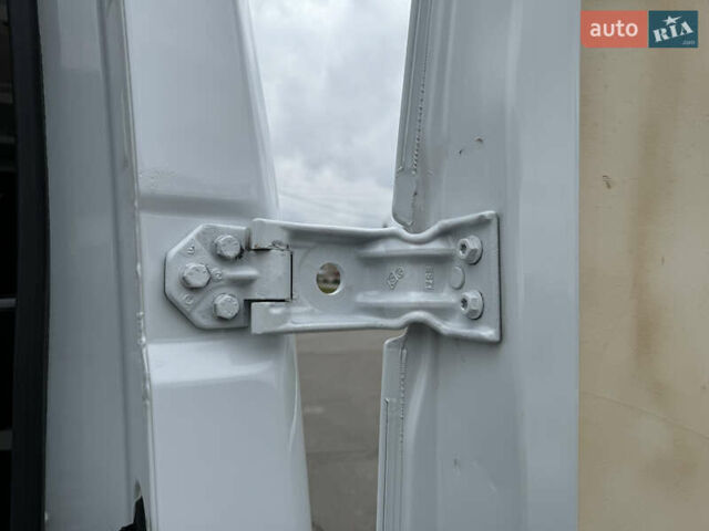 Опель Movano, объемом двигателя 0 л и пробегом 220 тыс. км за 17500 $, фото 24 на Automoto.ua