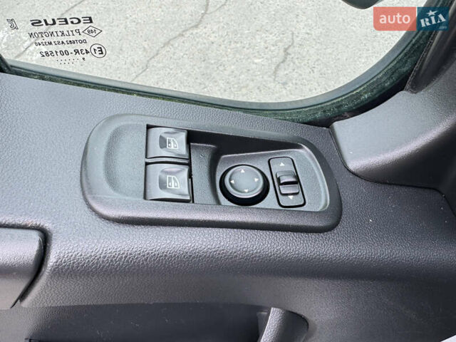 Опель Movano, об'ємом двигуна 0 л та пробігом 220 тис. км за 17500 $, фото 40 на Automoto.ua