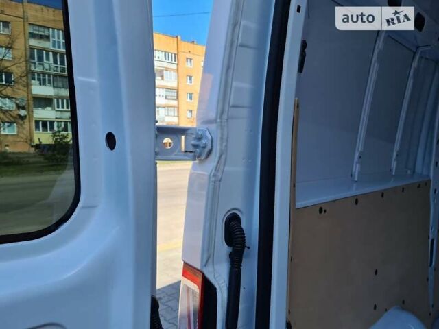 Опель Movano, объемом двигателя 0 л и пробегом 157 тыс. км за 17700 $, фото 27 на Automoto.ua