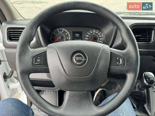 Опель Movano, об'ємом двигуна 0 л та пробігом 220 тис. км за 17500 $, фото 43 на Automoto.ua