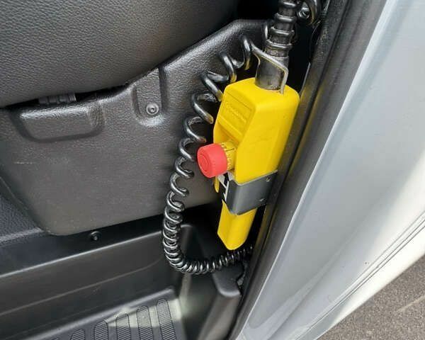 Опель Movano, об'ємом двигуна 0 л та пробігом 144 тис. км за 25900 $, фото 26 на Automoto.ua