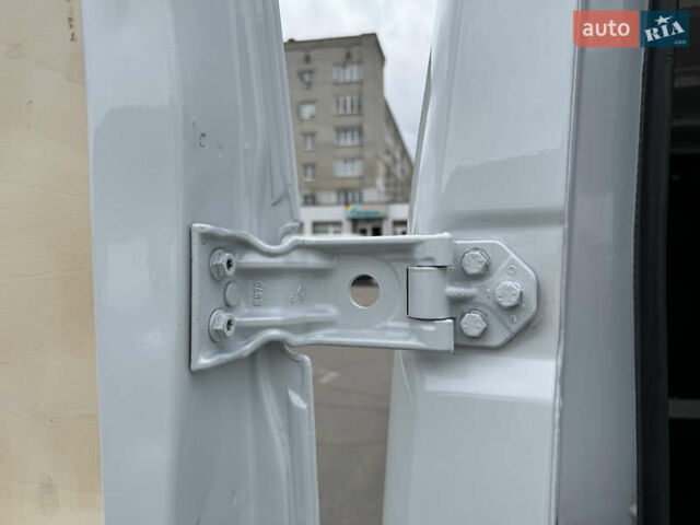 Опель Movano, об'ємом двигуна 0 л та пробігом 220 тис. км за 17500 $, фото 22 на Automoto.ua