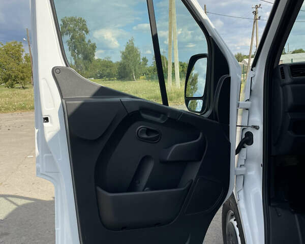 Опель Movano, об'ємом двигуна 0 л та пробігом 158 тис. км за 20100 $, фото 32 на Automoto.ua