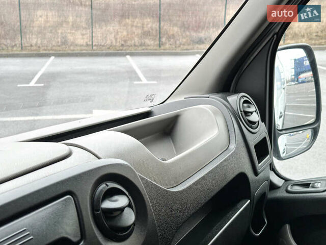 Опель Movano, объемом двигателя 2.3 л и пробегом 555 тыс. км за 11900 $, фото 23 на Automoto.ua