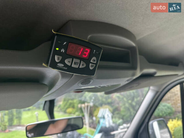 Опель Movano, объемом двигателя 2.3 л и пробегом 330 тыс. км за 23000 $, фото 6 на Automoto.ua