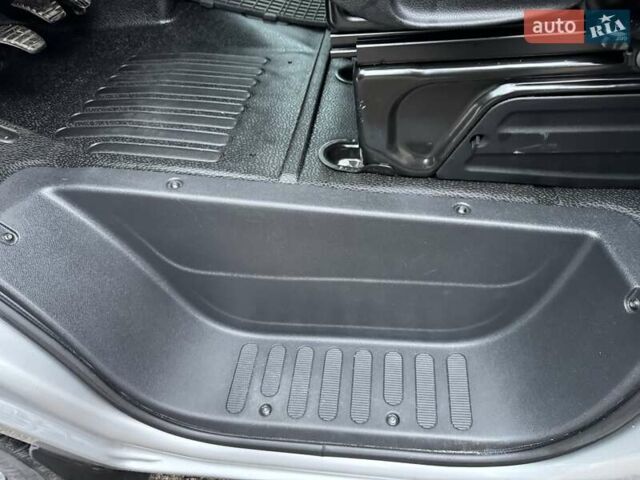 Опель Movano, объемом двигателя 2.3 л и пробегом 200 тыс. км за 21700 $, фото 12 на Automoto.ua