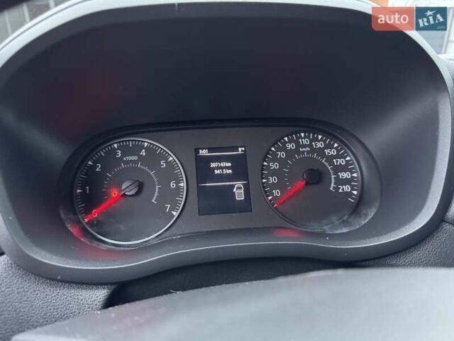 Опель Movano, объемом двигателя 2.3 л и пробегом 200 тыс. км за 21700 $, фото 17 на Automoto.ua