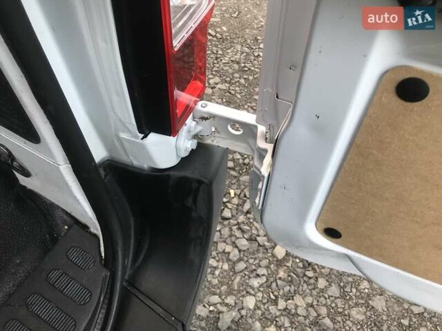 Опель Movano, об'ємом двигуна 0 л та пробігом 298 тис. км за 16950 $, фото 17 на Automoto.ua