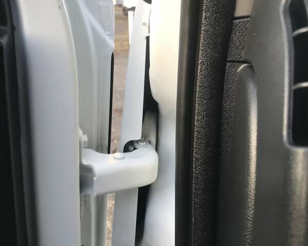 Опель Movano, об'ємом двигуна 0 л та пробігом 298 тис. км за 16950 $, фото 23 на Automoto.ua