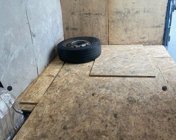 Серый Опель Movano, объемом двигателя 2.46 л и пробегом 687 тыс. км за 4900 $, фото 4 на Automoto.ua