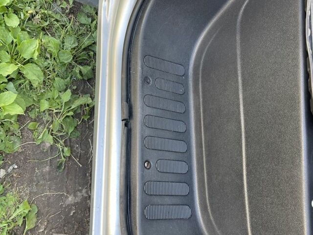 Серый Опель Movano, объемом двигателя 2.3 л и пробегом 323 тыс. км за 14300 $, фото 10 на Automoto.ua