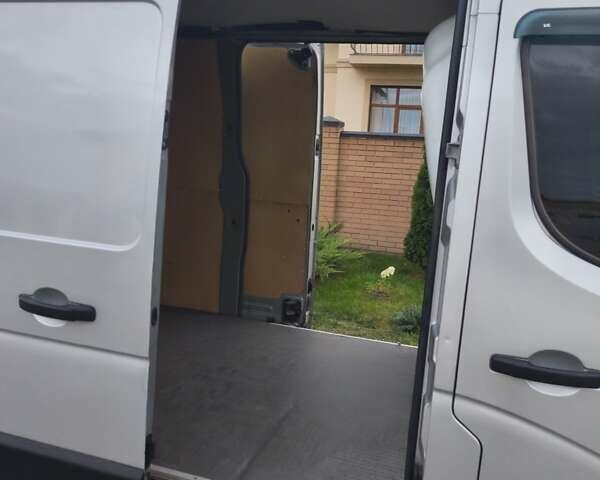 Серый Опель Movano, объемом двигателя 2.3 л и пробегом 303 тыс. км за 12300 $, фото 3 на Automoto.ua