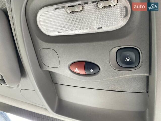 Сірий Опель Movano, об'ємом двигуна 2.3 л та пробігом 287 тис. км за 18890 $, фото 55 на Automoto.ua