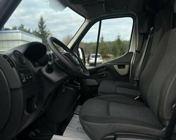 Серый Опель Movano, объемом двигателя 2.3 л и пробегом 272 тыс. км за 17500 $, фото 38 на Automoto.ua