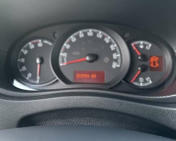 Серый Опель Movano, объемом двигателя 2.3 л и пробегом 272 тыс. км за 17500 $, фото 25 на Automoto.ua